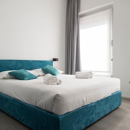Youhosty - Meravigli R1 Small 16 Milan Luaran gambar